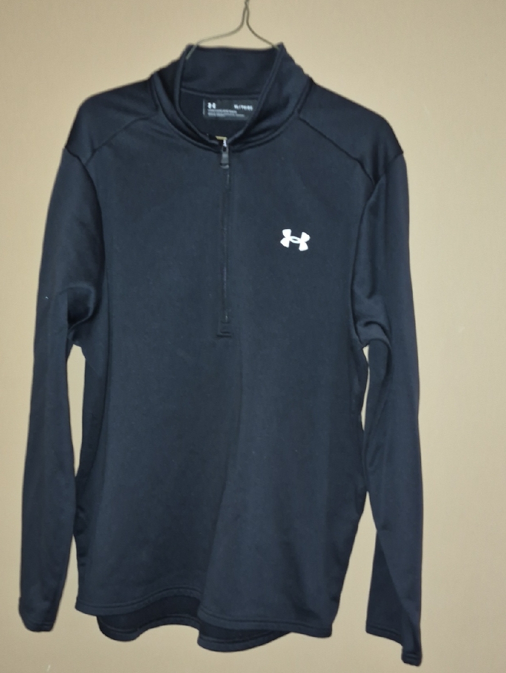 Men's Under Armour Black Half-Zip Performance Top XL